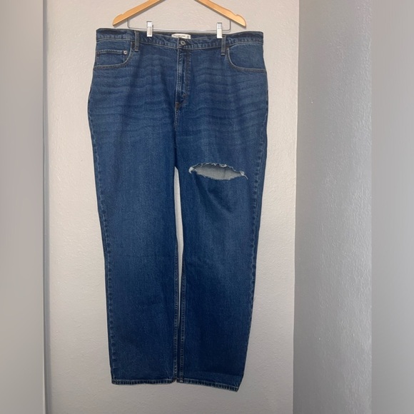 Abercrombie & Fitch Women  The 90s Straight Ultra High Rise Jeans - Picture 1 of 6